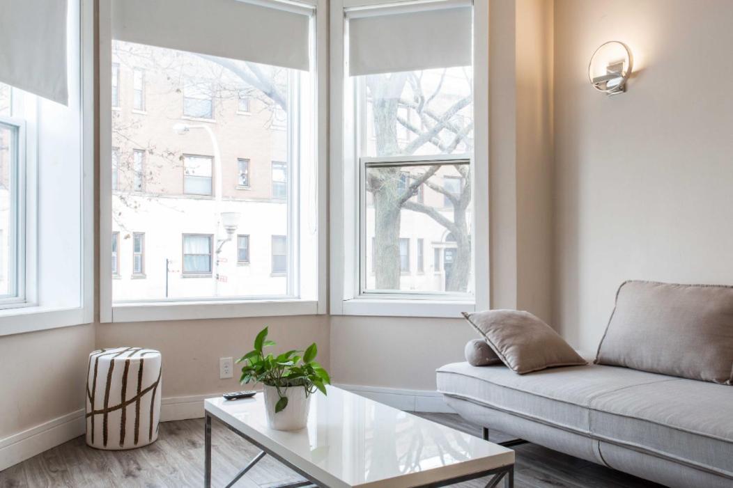 The Double Play - 1 Min Walk To Wrigley! Spacious 2Br - Perfect For Cubs Fans! Chicago Zewnętrze zdjęcie