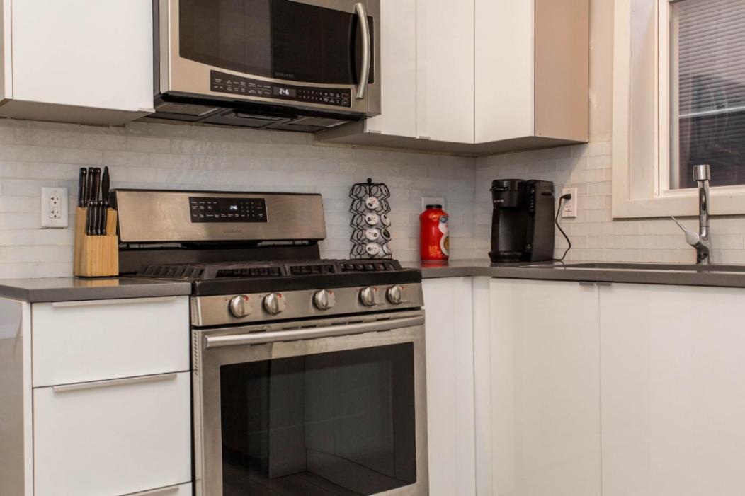The Double Play - 1 Min Walk To Wrigley! Spacious 2Br - Perfect For Cubs Fans! Chicago Zewnętrze zdjęcie