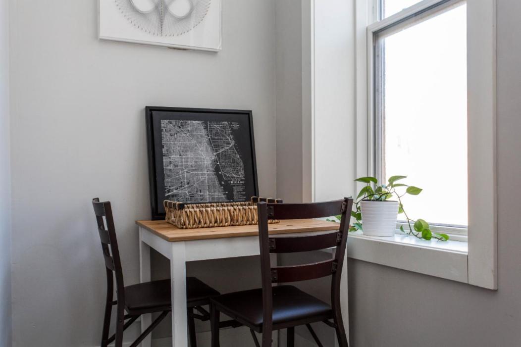 Apartament The Double Play! 1 Min Walk To Wrigley - 2Br - Perfect For Cubs Fans Chicago Zewnętrze zdjęcie