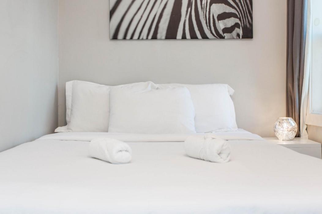 The Double Play - 1 Min Walk To Wrigley! Spacious 2Br - Perfect For Cubs Fans! Chicago Zewnętrze zdjęcie