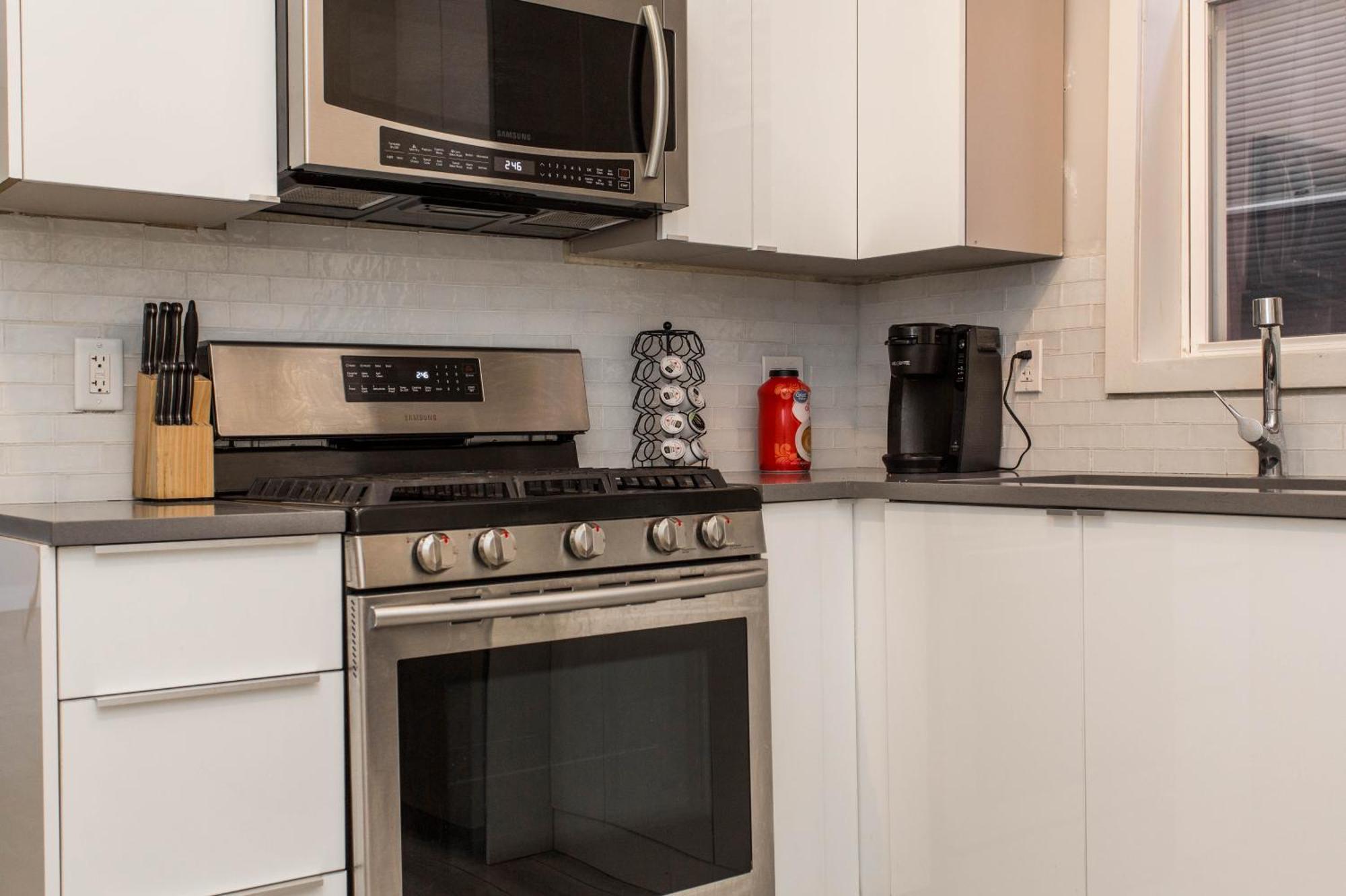 The Double Play! 1 Min Walk To Wrigley - 2Br - Perfect For Cubs Fans Chicago Zewnętrze zdjęcie