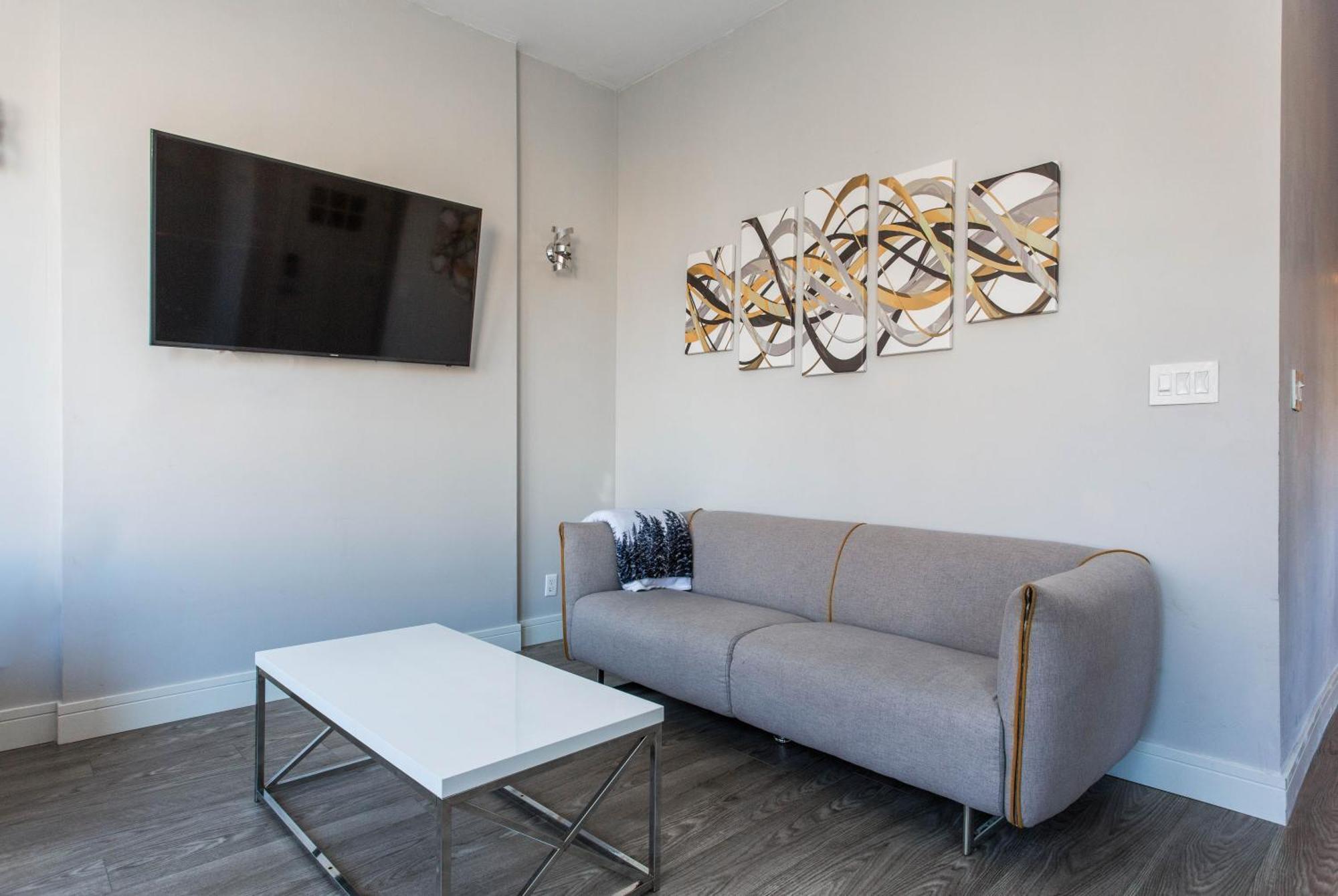 The Double Play - 1 Min Walk To Wrigley! Spacious 2Br - Perfect For Cubs Fans! Chicago Zewnętrze zdjęcie