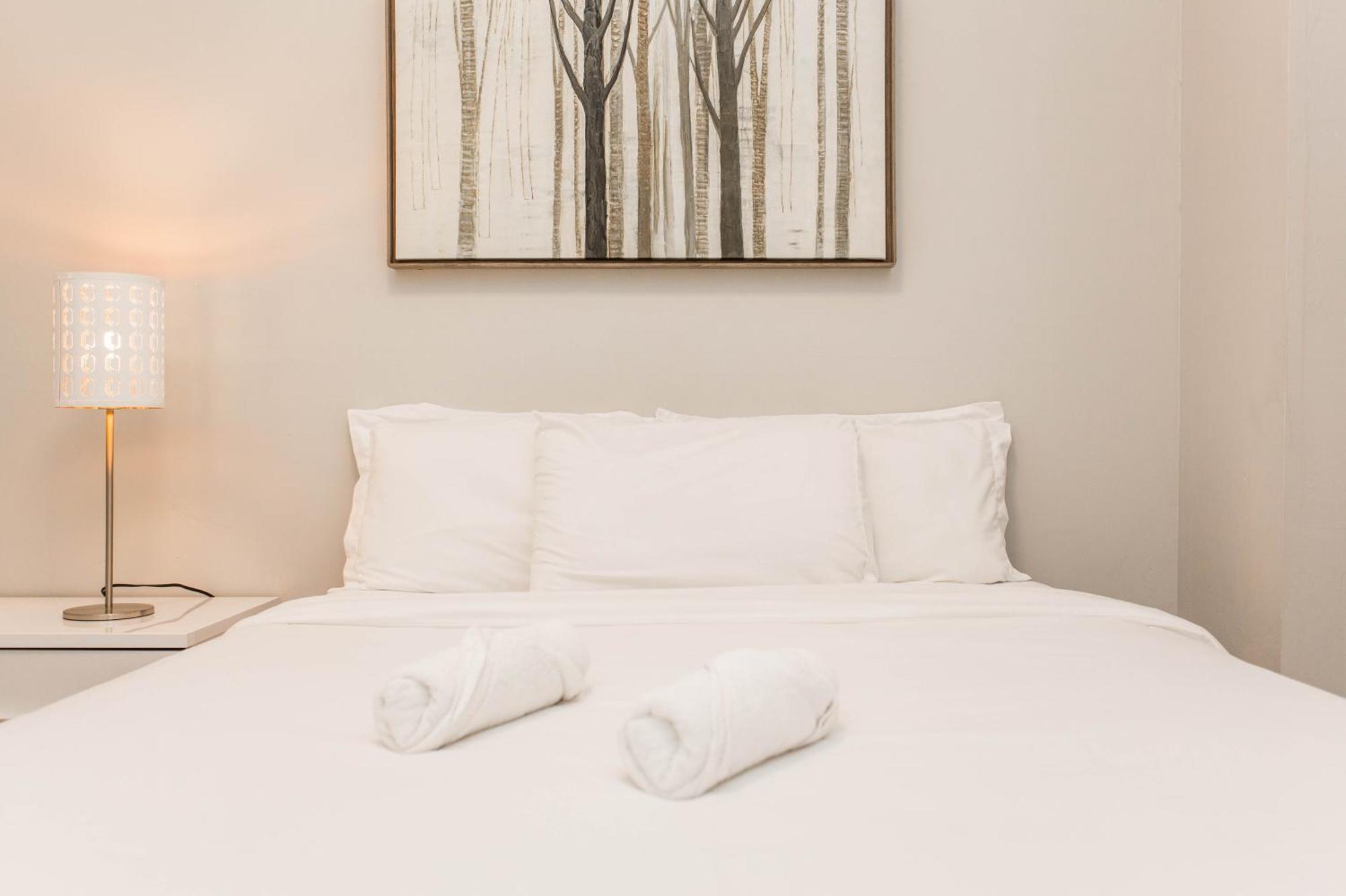 The Double Play - 1 Min Walk To Wrigley! Spacious 2Br - Perfect For Cubs Fans! Chicago Zewnętrze zdjęcie